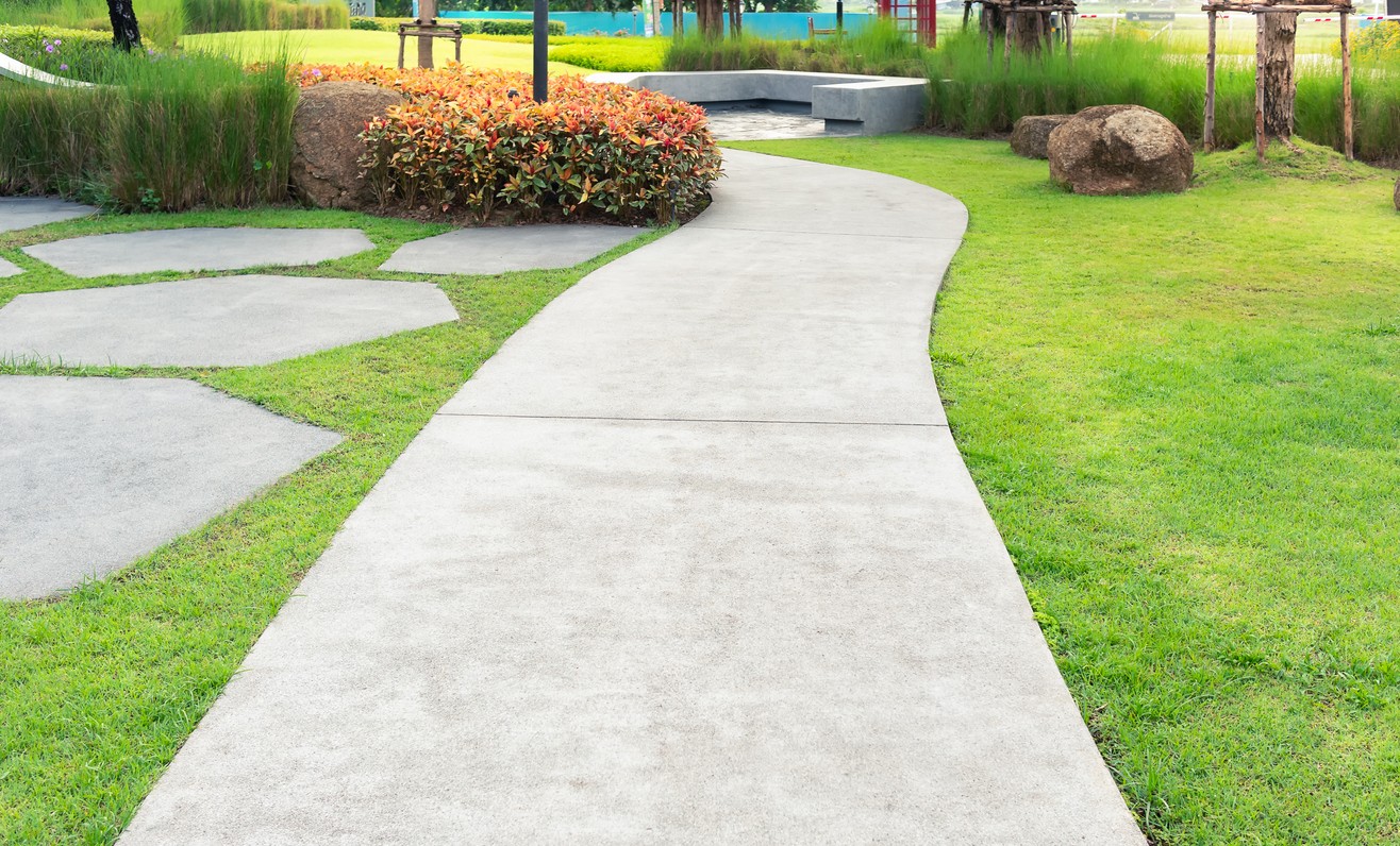 Walkway concrete installation in Cleveland